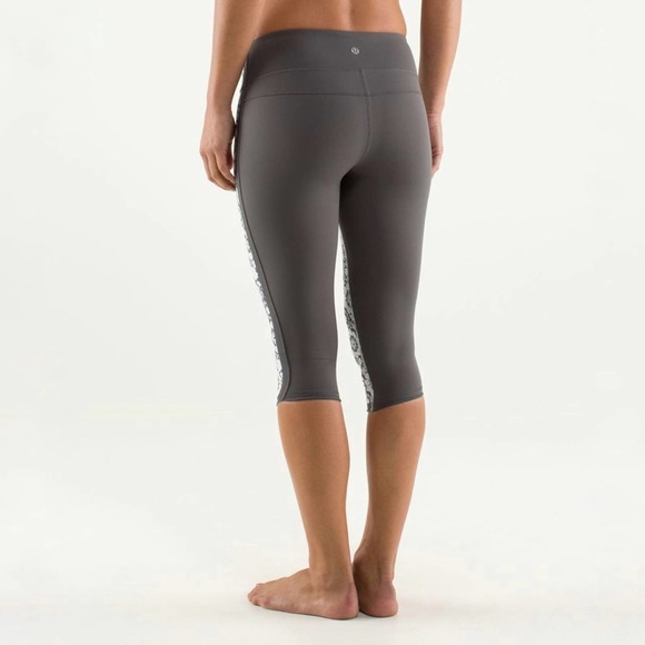 LULULEMON Ignite Crop Twiggy Printed Nimbus Soot - Picture 6 of 13